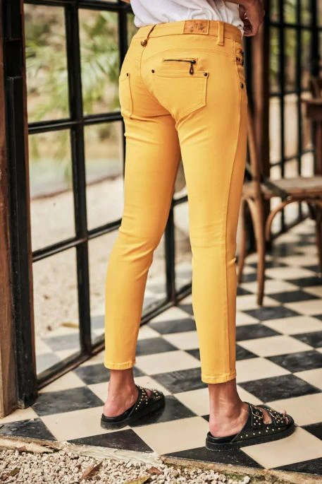 Jean FREEMAN T.PORTER ALEXA CROPPED Magic Color Golden Rod 5 Jean FREEMAN T.PORTER ALEXA CROPPED Magic Color Golden Rod – Image 3