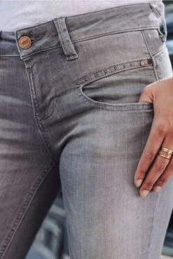 Jean FREEMAN T.PORTER ALEXA CROPPED Mirror -Femme Mode Vêtements Magasin freeman porter 23041 4