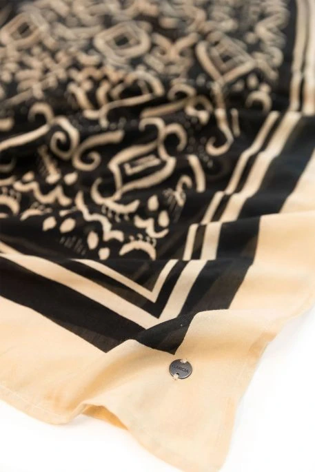 Foulard GARCIA MOTIF Black 4 Foulard GARCIA MOTIF Black – Image 2