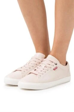 Baskets LEVIS WOODS Pink -Femme Mode Vêtements Magasin levis 22801 4