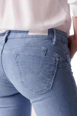 Jean SALSA WONDER PUSH UP FLARE Blue 8 Jean SALSA WONDER PUSH UP FLARE Blue -Femme Mode Vêtements Magasin salsa 21004227 8502 5