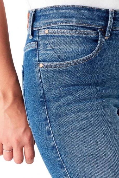 Jeans WRANGLER MED Air Blue 4 Jeans WRANGLER MED Air Blue – Image 2