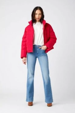 Jeans WRANGLER FLARE In Dusty Mid -Femme Mode Vêtements Magasin wrangler w233 uh 12g 2